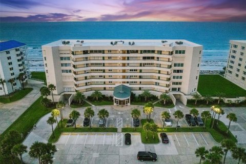 Condo in Ponce Inlet, Florida, 2 bedrooms № 2219120