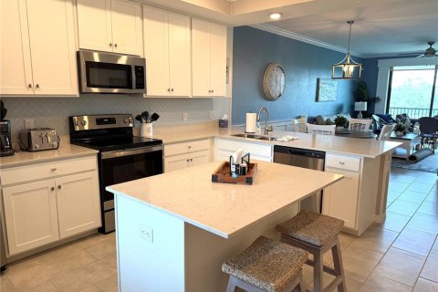Copropriété à louer à Lakewood Ranch, Floride: 2 chambres, 104.14 m2 № 2316683 - photo 3