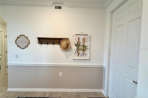 Copropriété à louer à Lakewood Ranch, Floride: 2 chambres, 104.14 m2 № 2316683 - photo 7