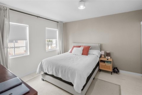 Купить кондоминиум в Майами-Бич, Флорида 1 спальня, 62.43м2, № 1999760 - фото 15