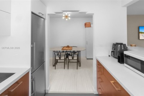 Купить кондоминиум в Майами-Бич, Флорида 1 спальня, 62.43м2, № 1999760 - фото 9