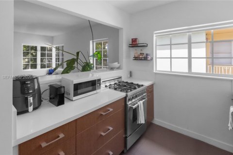 Купить кондоминиум в Майами-Бич, Флорида 1 спальня, 62.43м2, № 1999760 - фото 13