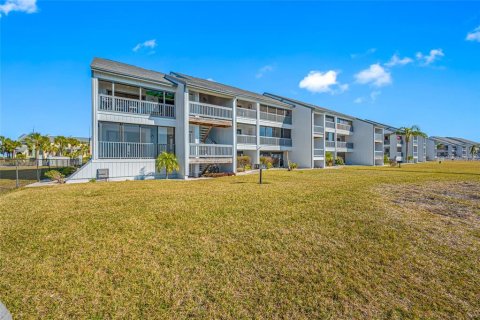 Condominio en venta en Ruskin, Florida, 2 dormitorios, 101.73 m2 № 1528568 - foto 13