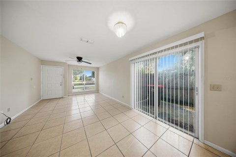 Apartment in Ocala, Florida 2 bedrooms, 80.64 sq.m. № 2390929 - photo 7