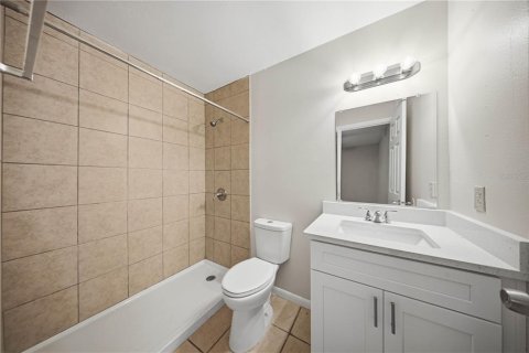 Apartment in Ocala, Florida 2 bedrooms, 80.64 sq.m. № 2390929 - photo 10