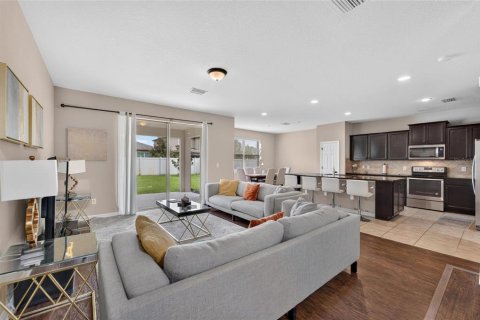 House in Riverview, Florida 4 bedrooms, 247.12 sq.m. № 2319065 - photo 13
