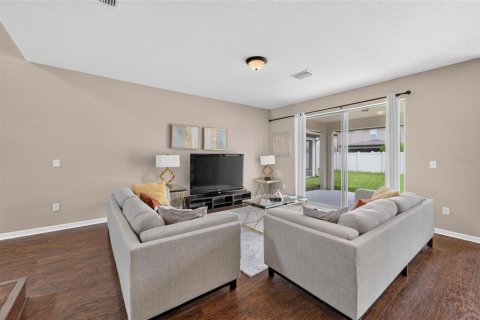 House in Riverview, Florida 4 bedrooms, 247.12 sq.m. № 2319065 - photo 15