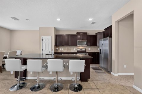 House in Riverview, Florida 4 bedrooms, 247.12 sq.m. № 2319065 - photo 20