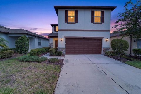 House in Riverview, Florida 4 bedrooms, 247.12 sq.m. № 2319065 - photo 2