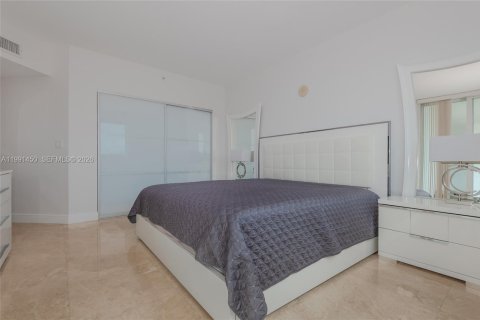 Condominio en alquiler en Hallandale Beach, Florida, 2 dormitorios, 125.79 m2 № 2053137 - foto 20