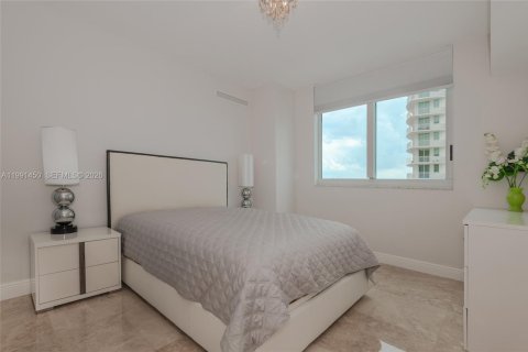 Condominio en alquiler en Hallandale Beach, Florida, 2 dormitorios, 125.79 m2 № 2053137 - foto 10