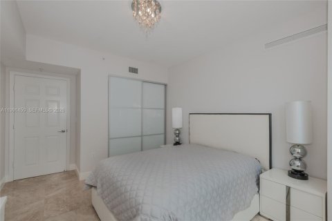 Condominio en alquiler en Hallandale Beach, Florida, 2 dormitorios, 125.79 m2 № 2053137 - foto 12