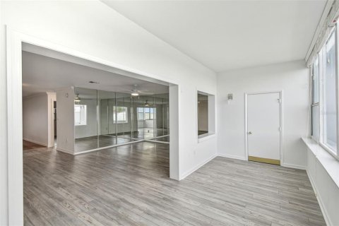 Condominio en venta en Dunedin, Florida, 1 dormitorio, 87.51 m2 № 1570840 - foto 17