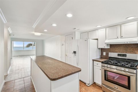 Condominio en venta en Dunedin, Florida, 1 dormitorio, 87.51 m2 № 1570840 - foto 6
