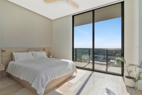 Copropriété à vendre à Tampa, Floride: 3 chambres, 272.85 m2 № 2310326 - photo 11