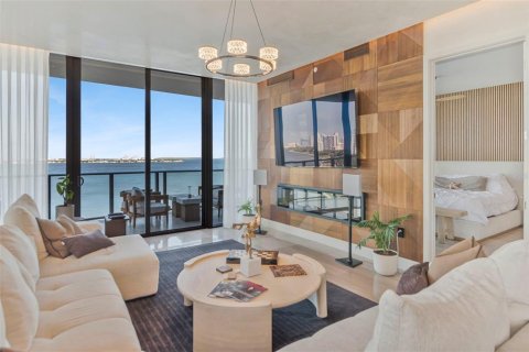 Copropriété à vendre à Tampa, Floride: 3 chambres, 272.85 m2 № 2310326 - photo 30