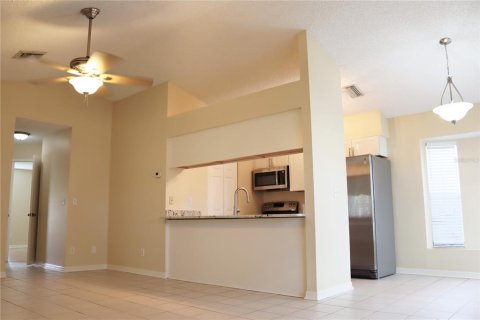 Casa en alquiler en Palm Harbor, Florida, 4 dormitorios, 121.61 m2 № 1821443 - foto 5