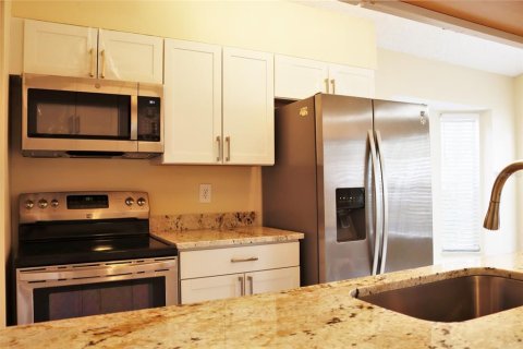 Casa en alquiler en Palm Harbor, Florida, 4 dormitorios, 121.61 m2 № 1821443 - foto 4
