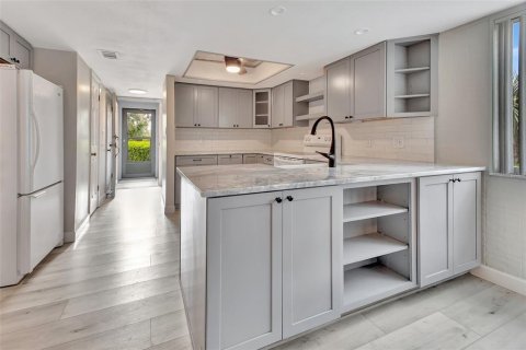 Condominio en venta en DeLand, Florida, 2 dormitorios, 130.06 m2 № 964535 - foto 12