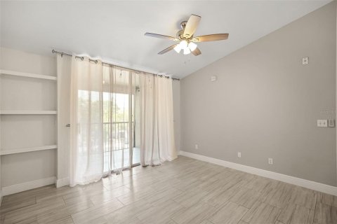 Condo in Orlando, Florida, 2 bedrooms  № 2207956 - photo 7