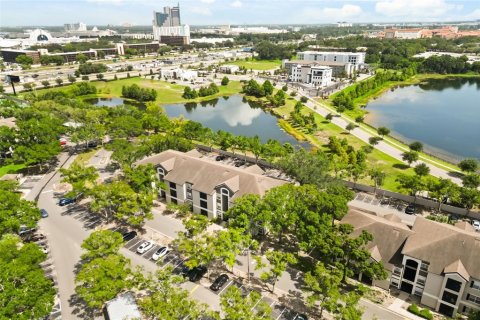 Condo in Orlando, Florida, 2 bedrooms  № 2207956 - photo 23