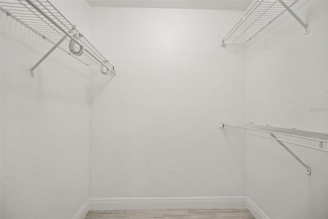 Condo in Orlando, Florida, 2 bedrooms  № 2207956 - photo 19