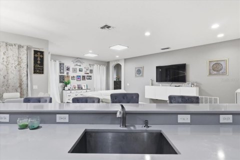 Купить виллу или дом в Уиндермир, Флорида 6 комнат, 298.31м2, № 2109120 - фото 10