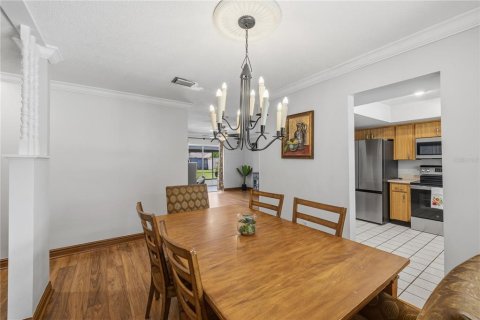 Casa en venta en Orlando, Florida, 4 dormitorios, 157.19 m2 № 2421764 - foto 8