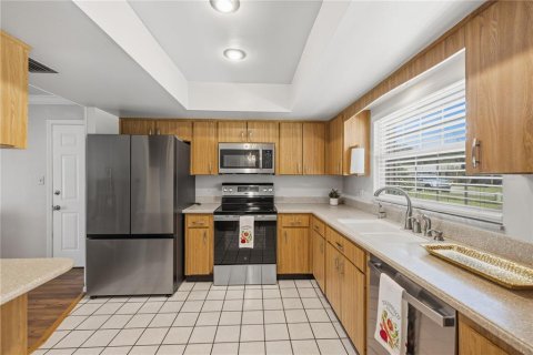 Casa en venta en Orlando, Florida, 4 dormitorios, 157.19 m2 № 2421764 - foto 3