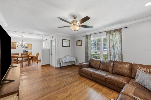 Casa en venta en Orlando, Florida, 4 dormitorios, 157.19 m2 № 2421764 - foto 15