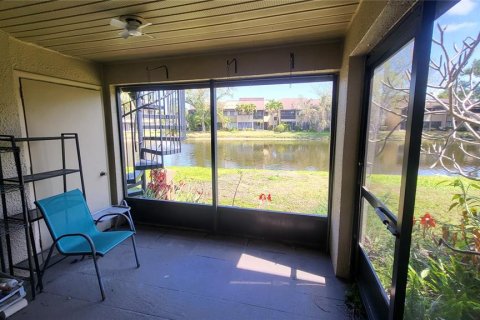Copropriété à vendre à Saint Petersburg, Floride: 2 chambres, 90.58 m2 № 2226762 - photo 6