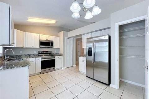 Casa en venta en Clermont, Florida, 3 dormitorios, 154.22 m2 № 2278102 - foto 5