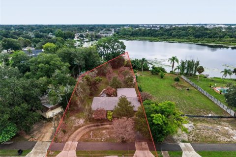 House in Orlando, Florida 5 bedrooms, 320.51 sq.m. № 2354864 - photo 10