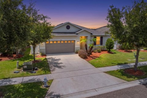 Villa ou maison à Kissimmee, Floride 4 chambres, 183.76 m2 № 2287157