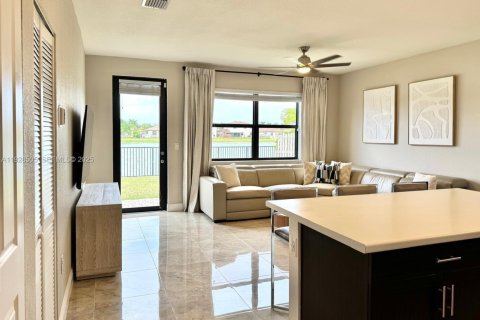 Villa ou maison à vendre à Homestead, Floride: 4 chambres, 206.99 m2 № 1986954 - photo 12