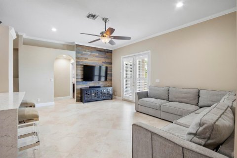 Casa en venta en Coral Springs, Florida, 4 dormitorios, 185.25 m2 № 2077607 - foto 4