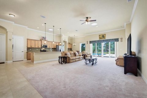 House in Port Orange, Florida 3 bedrooms, 277.87 sq.m. № 2199046 - photo 6