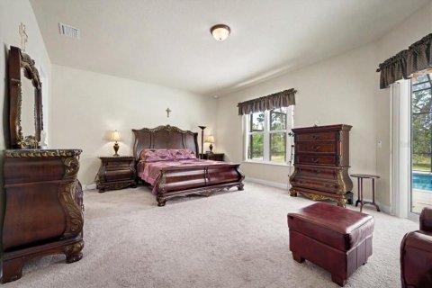 House in Port Orange, Florida 3 bedrooms, 277.87 sq.m. № 2199046 - photo 27