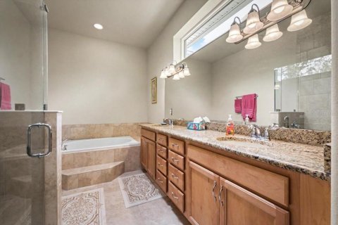 House in Port Orange, Florida 3 bedrooms, 277.87 sq.m. № 2199046 - photo 30