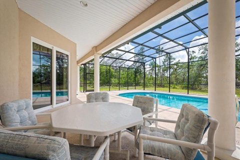 House in Port Orange, Florida 3 bedrooms, 277.87 sq.m. № 2199046 - photo 17