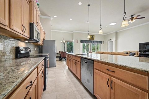 House in Port Orange, Florida 3 bedrooms, 277.87 sq.m. № 2199046 - photo 9