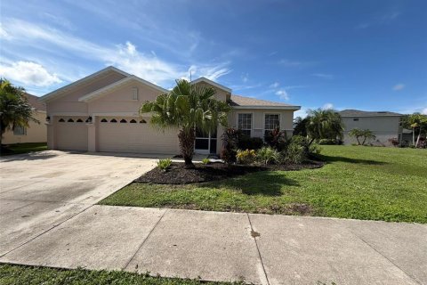 House in North Port, Florida 3 bedrooms, 223.71 sq.m. № 2366862