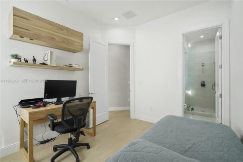 Villa ou maison à vendre à Doral, Floride: 4 chambres, 209.68 m2 № 2060103 - photo 23