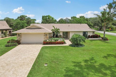 Villa ou maison à vendre à Sarasota, Floride: 2 chambres, 159.33 m2 № 1829759 - photo 3