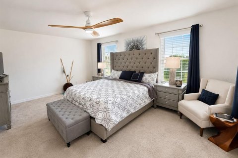 Townhouse in CYPRESS HAMMOCK in Kissimmee, Florida 3 bedrooms, 178.09 sq.m. № 2134452 - photo 5