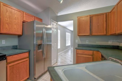 House in Orlando, Florida 4 bedrooms, 176.33 sq.m. № 1869571 - photo 5