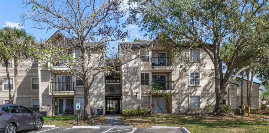 Condo in Orlando, Florida, 2 bedrooms  № 1560317