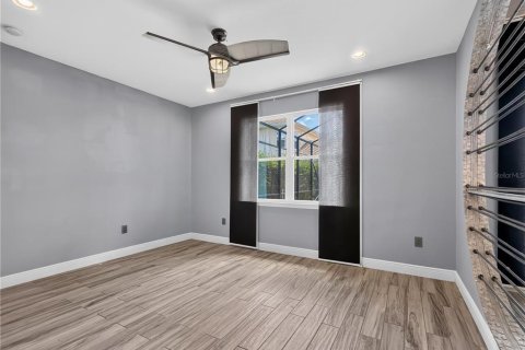 House in BELLALAGO in Kissimmee, Florida 4 bedrooms, 272.3 sq.m. № 2156597 - photo 17