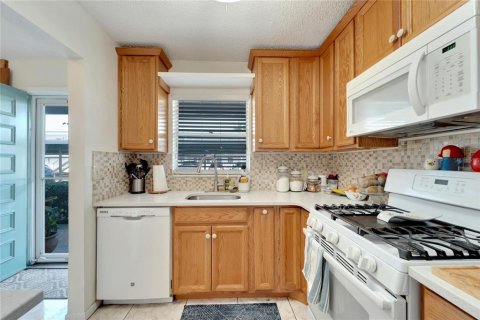 Condominio en venta en Saint Petersburg, Florida, 2 dormitorios, 100.8 m2 № 1907027 - foto 10