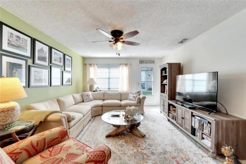 Condominio en venta en Saint Petersburg, Florida, 2 dormitorios, 100.8 m2 № 1907027 - foto 17